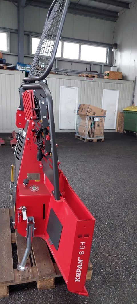 [3489-5969906-1.jpg]