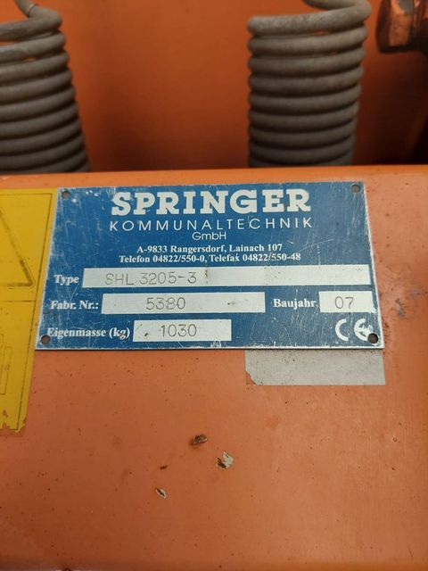 [3489-5981337-7.jpg]