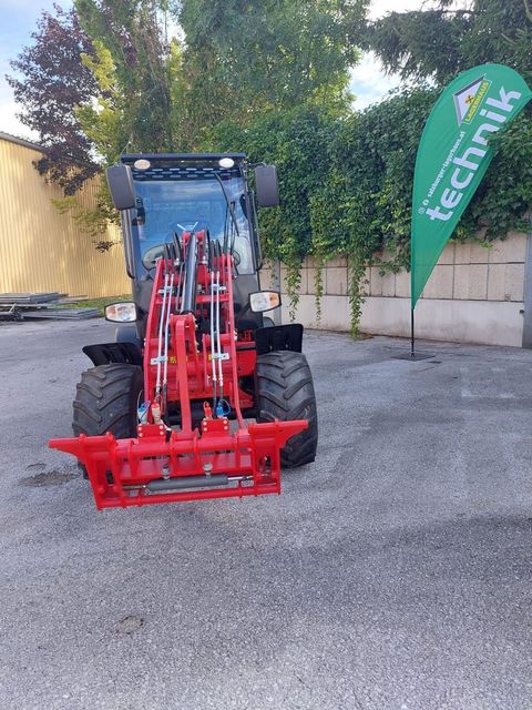 [3489-6006530-4.jpg]