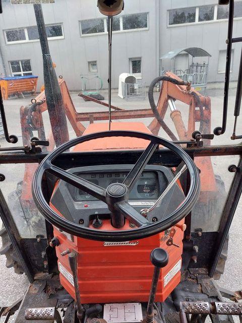 [3489-6087668-8.jpg]