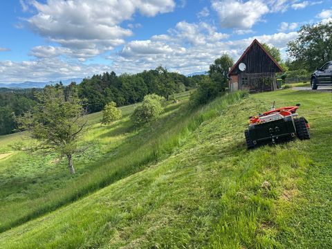 [3489-6403023-4.jpg]