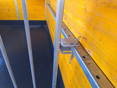 [3489-6473699-13.jpg]