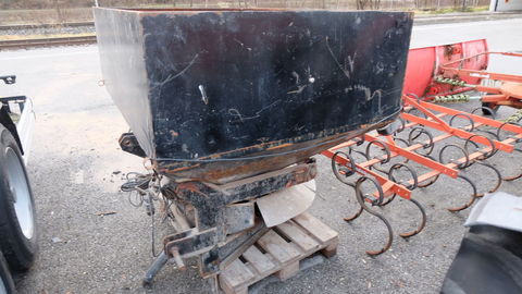 [3489-6478724-1.jpg]