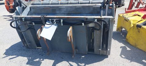 [3489-6686676-3.jpg]