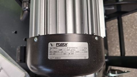 [3489-7084726-4.jpg]