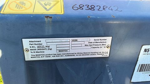 [3508-4064371-8.jpg]