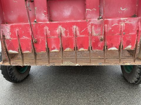 [3508-4283757-26.jpg]