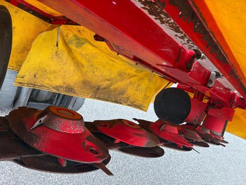 [3508-4429957-11.jpg]