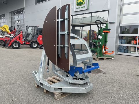 [3508-5087064-3.jpg]