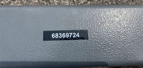 [3508-5724808-9.jpg]
