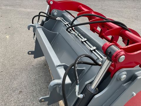 [3508-5770288-9.jpg]