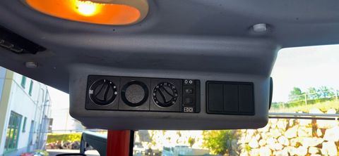 [3508-5841817-20.jpg]