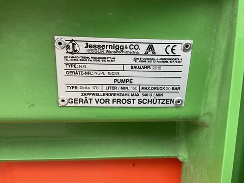 [3508-5902647-15.jpg]