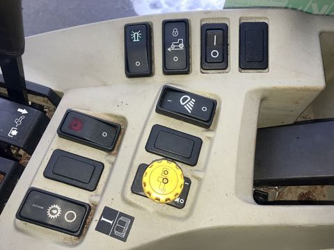 [3508-6604350-28.jpg]