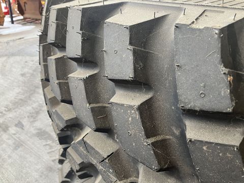 [3508-6670081-18.jpg]