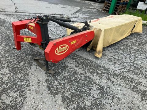 [3511-5651371-3.jpg]