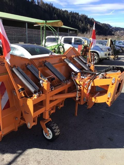 [3511-6458879-0.jpg]