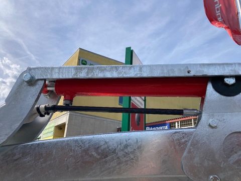 [3511-6461309-7.jpg]