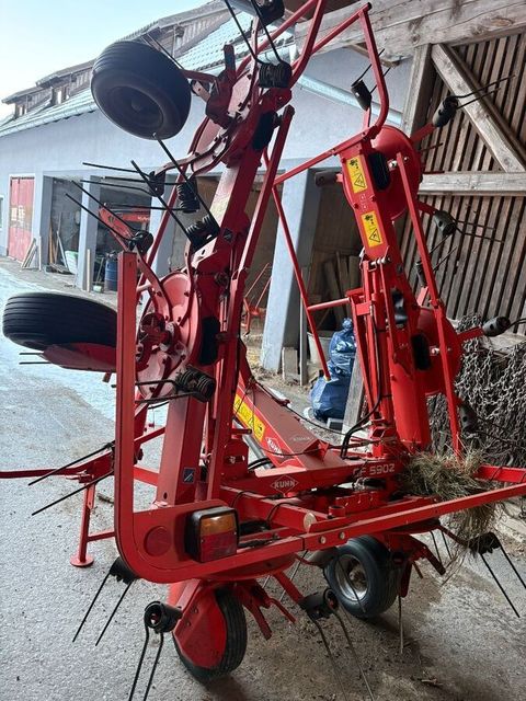 [3511-6660086-4.jpg]