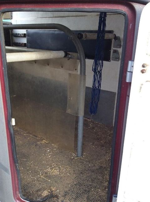 [3511-6671203-3.jpg]