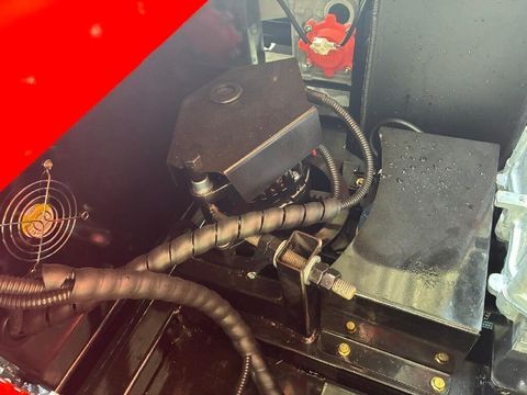 [3511-6720607-12.jpg]