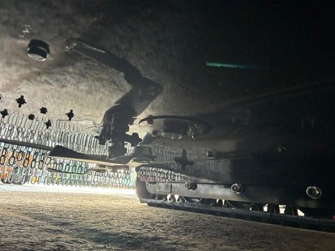 [3511-6720607-13.jpg]