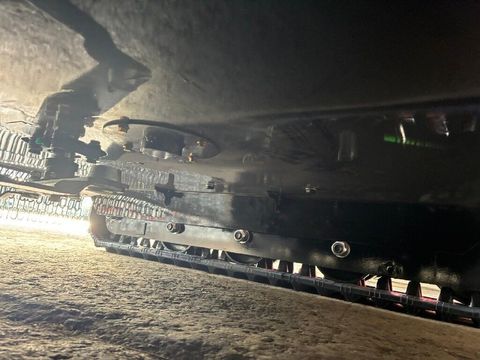 [3511-6720607-14.jpg]