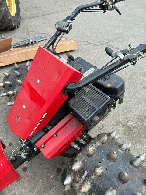 [3511-6879106-10.jpg]