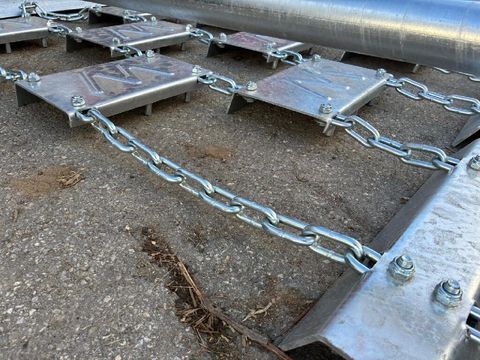 [3511-6880109-6.jpg]