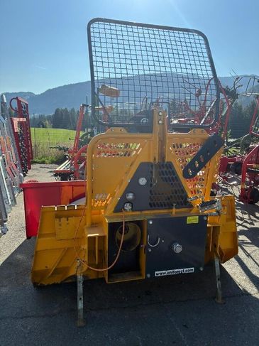 [3511-6941661-0_1.jpg]