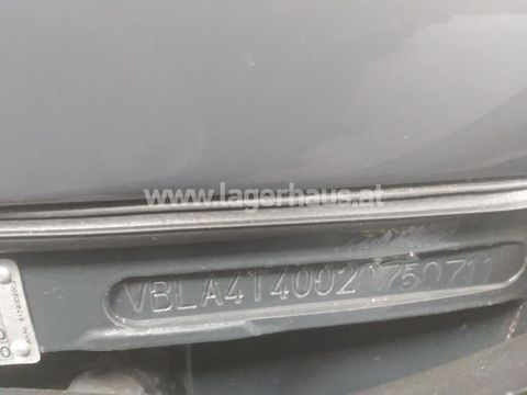 [3559-5541626-15.jpg]