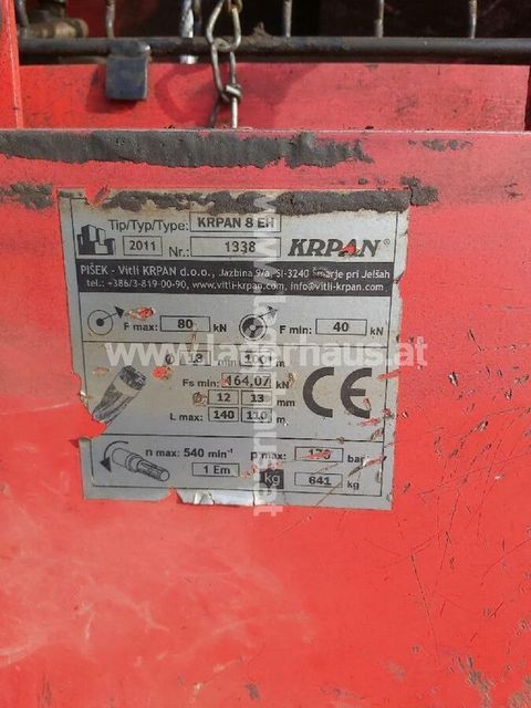 [3559-5946726-6.jpg]