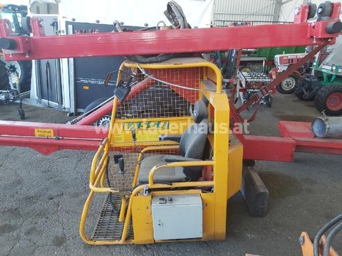 [3559-6298839-9.jpg]