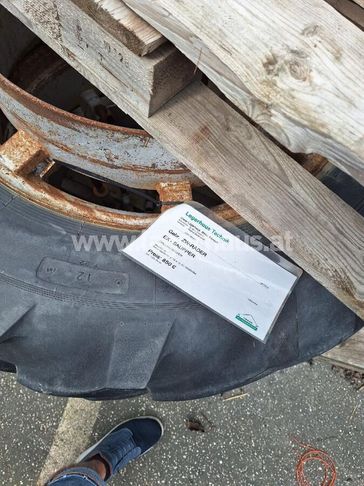 [3559-6298863-0_1.jpg]