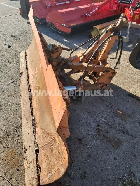 [3559-6298953-3.jpg]