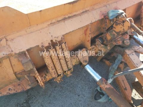 [3559-6298953-5.jpg]