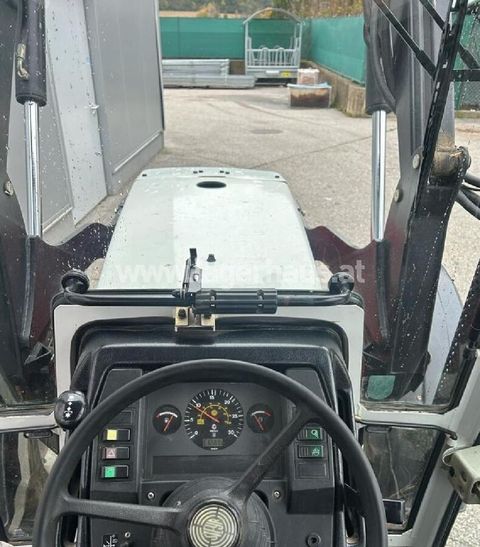 [3559-6298992-9.jpg]