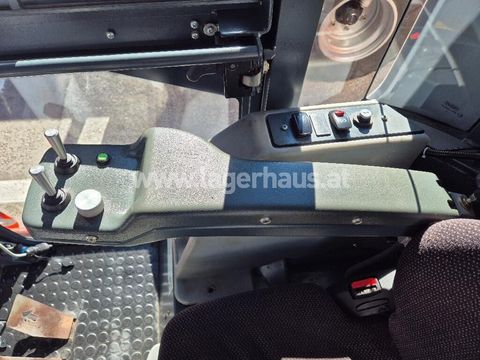 [3559-6299133-2.jpg]