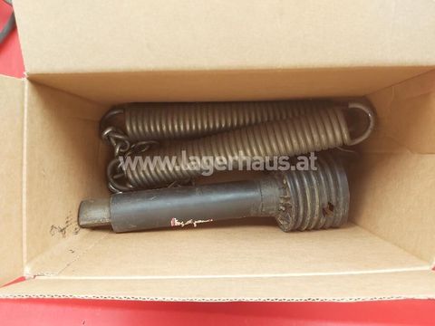 [3559-6299154-5.jpg]