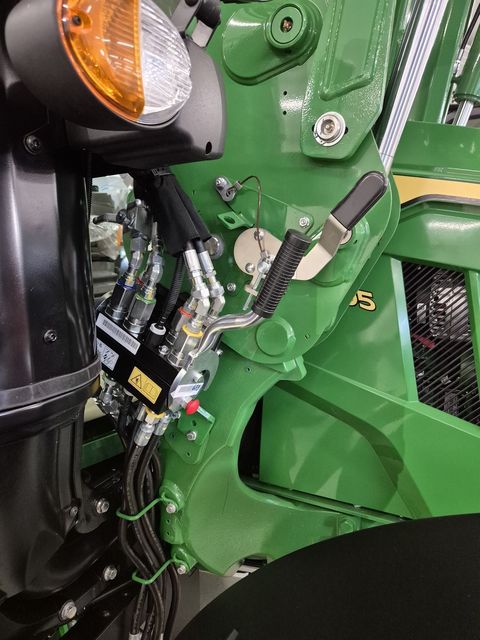 [3559-6391288-3.jpg]