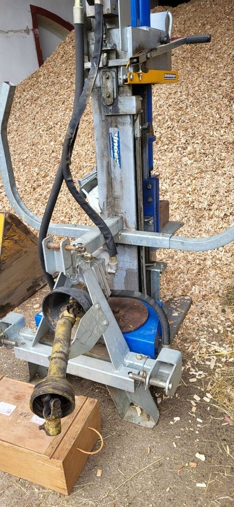 [3559-6406360-3.jpg]