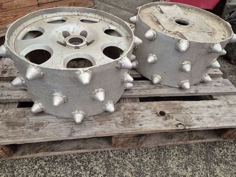 [3559-6509200-6.jpg]