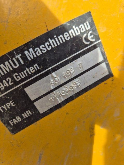 [3559-6992309-5.jpg]