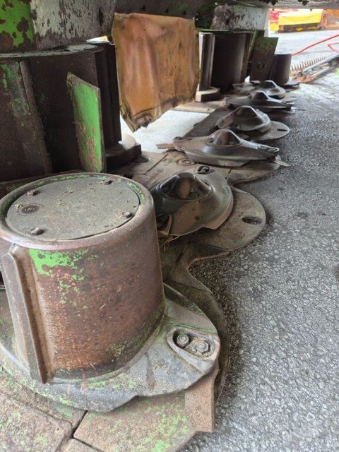 [3559-6992315-5.jpg]