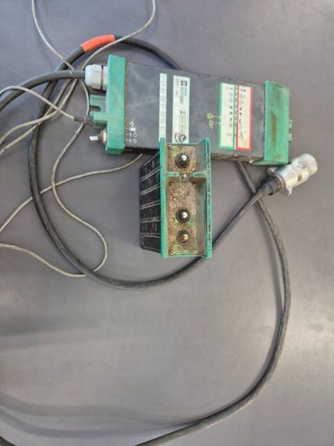 [3559-7121480-10.jpg]