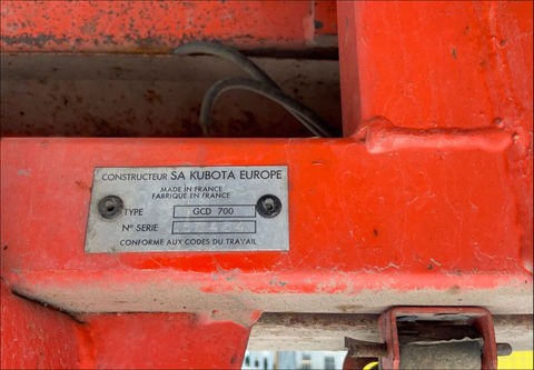 [3571-4147949-10.jpg]