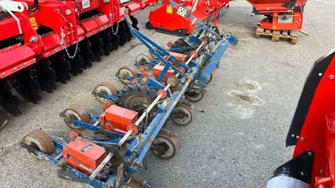 [3571-4409961-1.jpg]