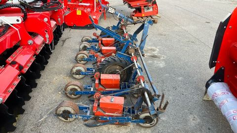 [3571-4409961-5.jpg]