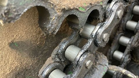 [3571-5649539-21.jpg]