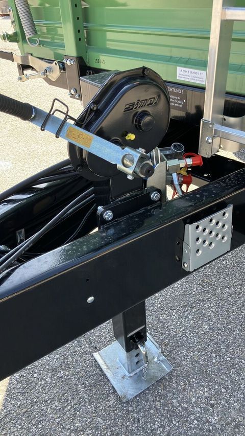 [3571-6142494-8.jpg]